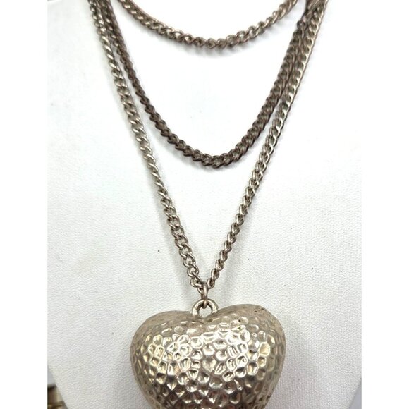 Hammered Silver-Tone  Chain Necklace With Large Heart Pendant - Picture 3 of 3